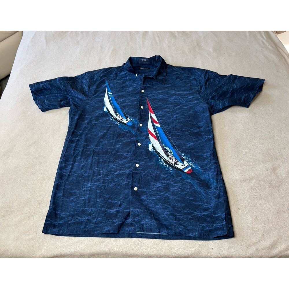 Nautica Blue Sailboat Sailing Graphic Short Sleeve Button Up Size L